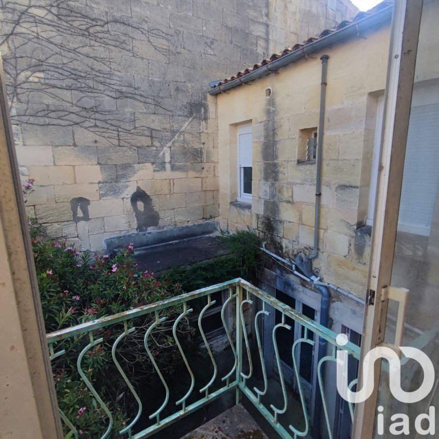 Traditional house 5 rooms of 119 m² in Libourne (33500)