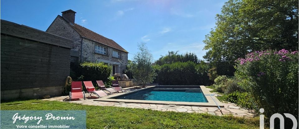 Longère 7 pièces de 190 m² à Saint-Pierre-lès-Nemours (77140)