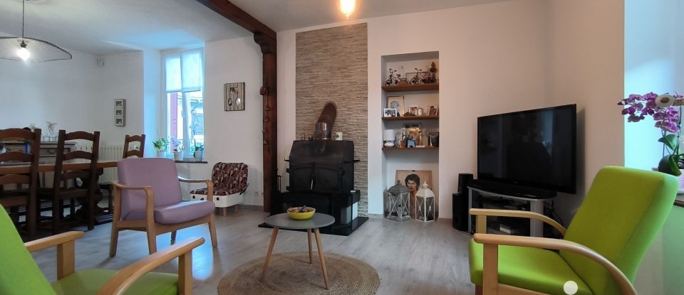 Maison 5 pièces de 122 m² à THAON-LES-VOSGES (88150)