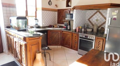 Longere 6 rooms of 180 m² in Montluçon (03100)