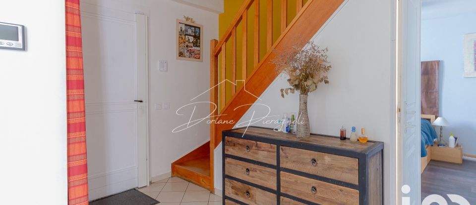 Traditional house 7 rooms of 163 m² in Aubervilliers (93300)