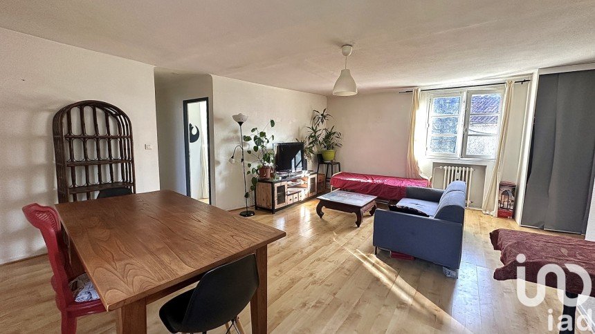 Appartement 4 pièces de 81 m² à Pau (64000)