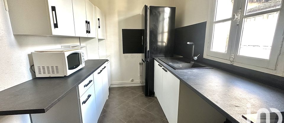 Appartement 4 pièces de 81 m² à Pau (64000)