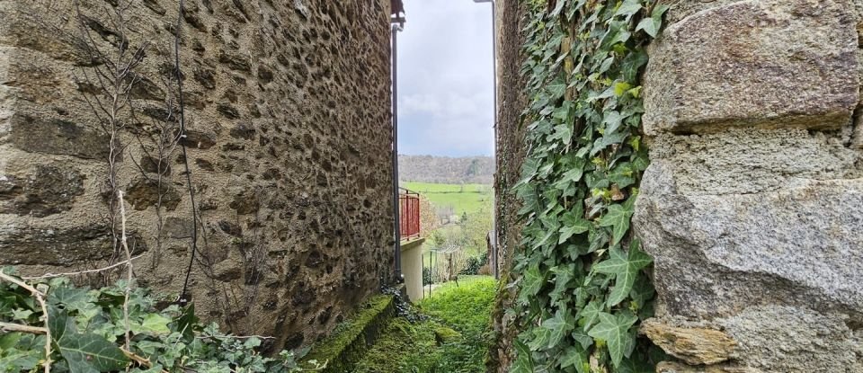 Grange 2 pièces de 120 m² à Latouille-Lentillac (46400)