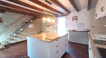 Maison 9 pièces de 209 m² à CHAMPIGNY-EN-ROCHEREAU (86170)