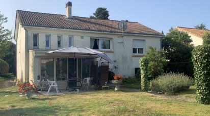 Maison 5 pièces de 87 m² à Rives de l'Yon (85310)