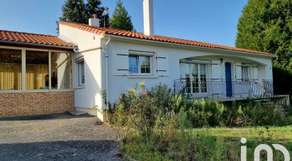 House 6 rooms of 122 m² in Les Epesses (85590)