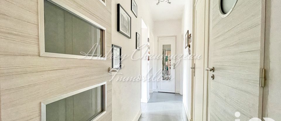 Appartement 6 pièces de 88 m² à Orsay (91400)