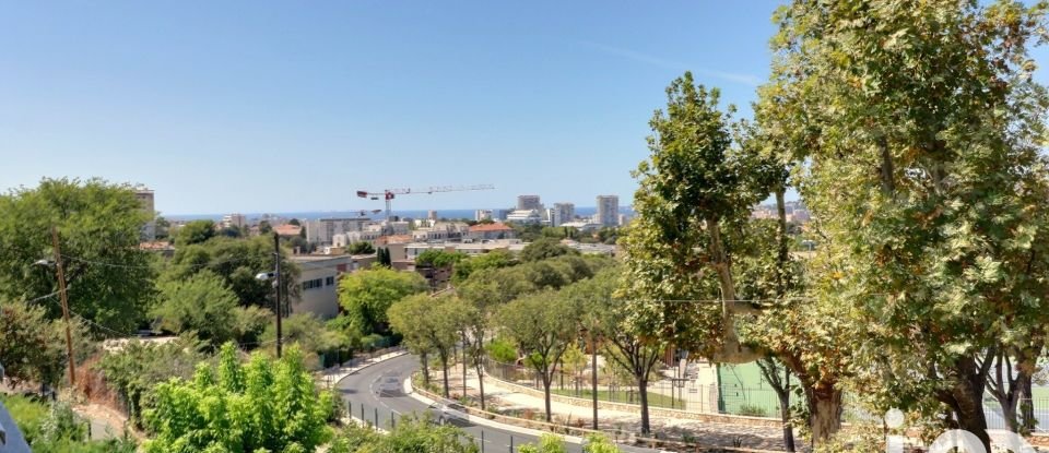 Appartement 3 pièces de 62 m² à Marseille (13009)