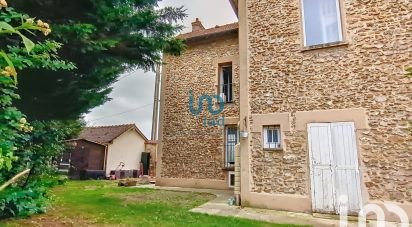 Maison 6 pièces de 150 m² à Sivry-Courtry (77115)