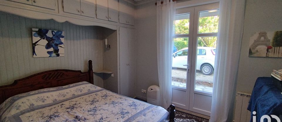 House 5 rooms of 140 m² in Saint-Avit-Saint-Nazaire (33220)