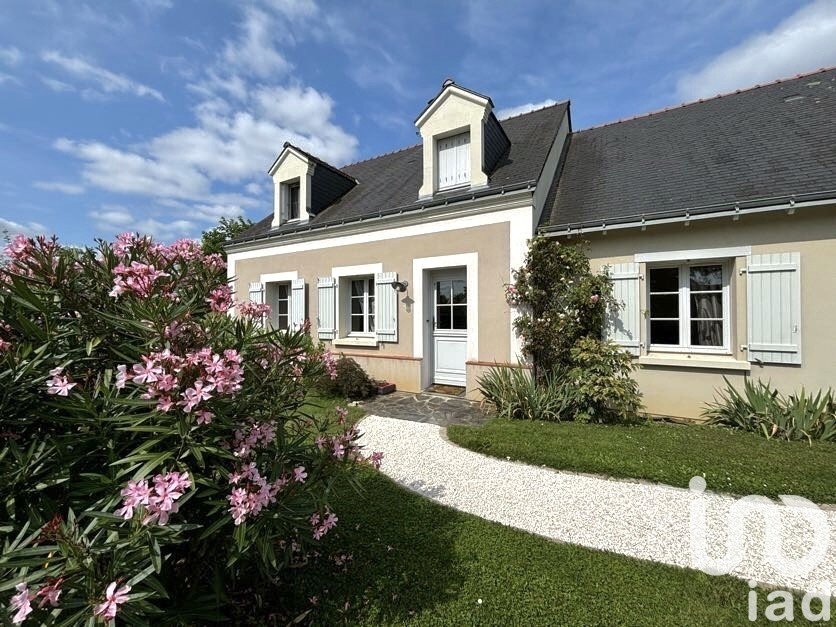 Maison 8 pièces de 165 m² à Saint-Melaine-sur-Aubance (49610)