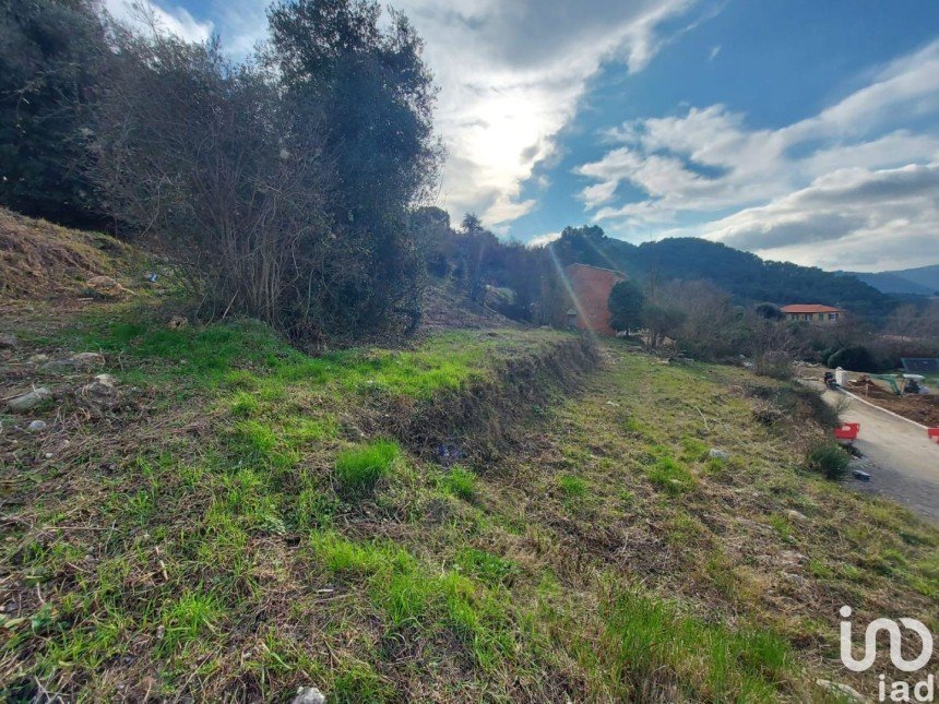 Land of 455 m² in Peillon (06440)