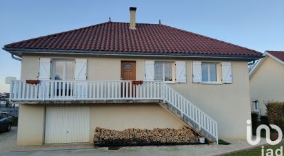 Maison 6 pièces de 98 m² à Saint-André-le-Gaz (38490)