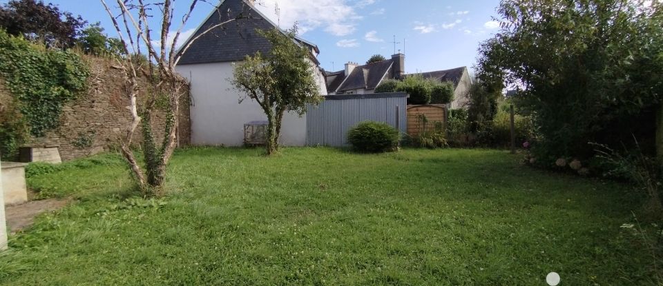 Town house 4 rooms of 77 m² in Carhaix-Plouguer (29270)