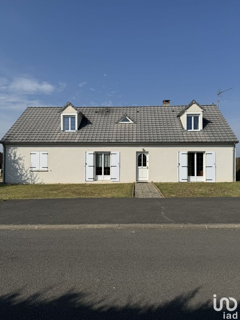 House 6 rooms of 120 m² in Trouy (18570)