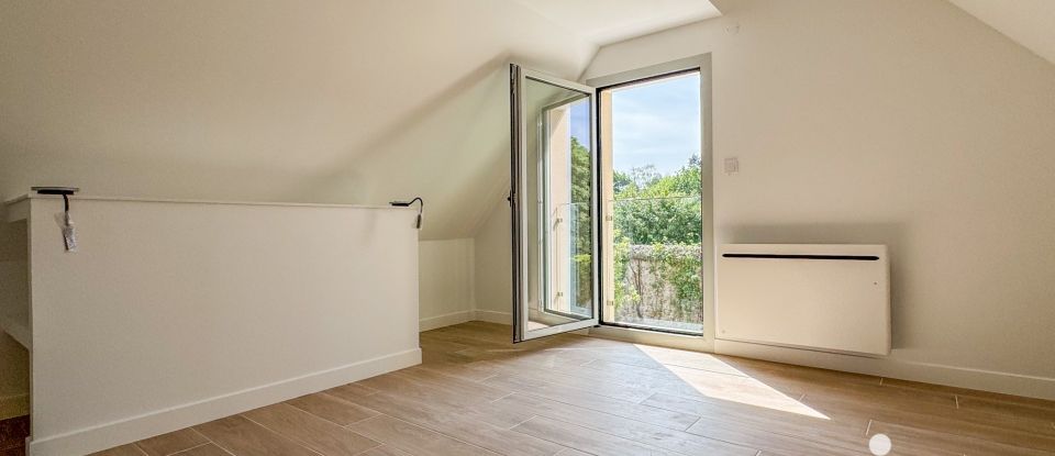 Maison 6 pièces de 138 m² à Noisy-le-Roi (78590)