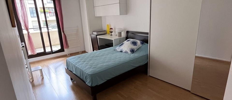 Appartement 3 pièces de 77 m² à Levallois-Perret (92300)