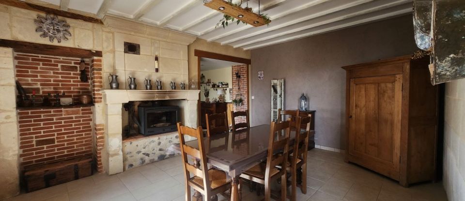 Country house 6 rooms of 167 m² in LORETZ D'ARGENTON (79290)