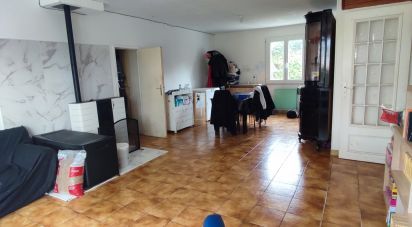 Pavilion 6 rooms of 112 m² in Villiers-Saint-Georges (77560)