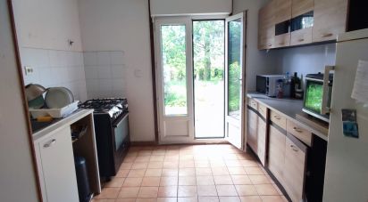 Pavilion 6 rooms of 112 m² in Villiers-Saint-Georges (77560)