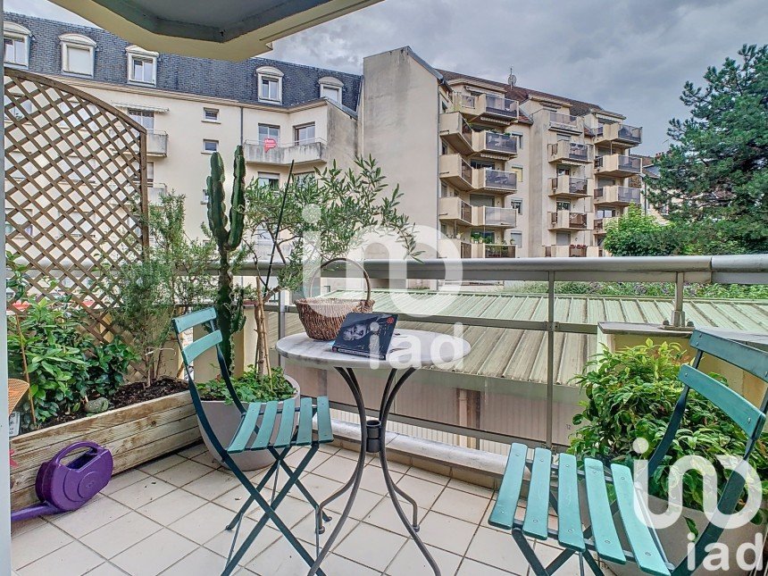 Appartement 2 pièces de 50 m² à Lons-le-Saunier (39000)