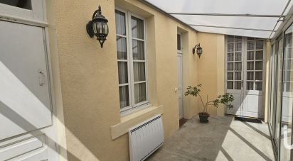 Maison 5 pièces de 185 m² à Argenton-sur-Creuse (36200)