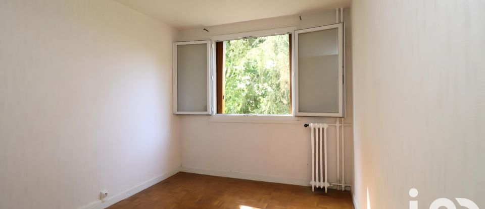 Appartement 5 pièces de 80 m² à Clamart (92140)