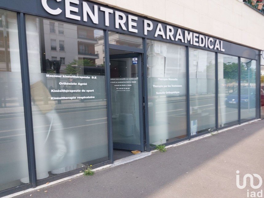 Business premises of 190 m² in Montfermeil (93370)