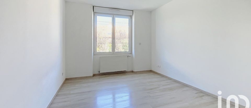 Apartment 4 rooms of 88 m² in Besançon (25000)