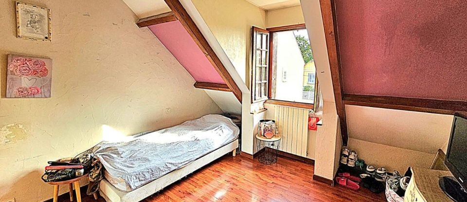 Maison 5 pièces de 156 m² à Champigny-sur-Marne (94500)