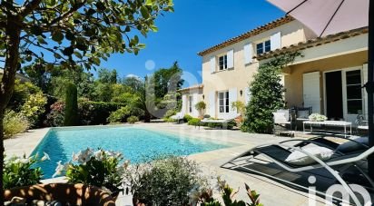 House 5 rooms of 129 m² in Saint-Raphaël (83700)