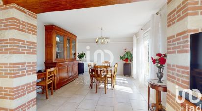 Village house 9 rooms of 370 m² in Saint-Nicolas-de-la-Grave (82210)