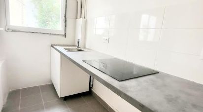 Studio 1 room of 31 m² in Paris (75015)