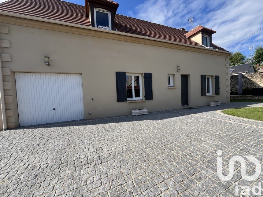 Maison 6 pièces de 130 m² à Lavilletertre (60240)