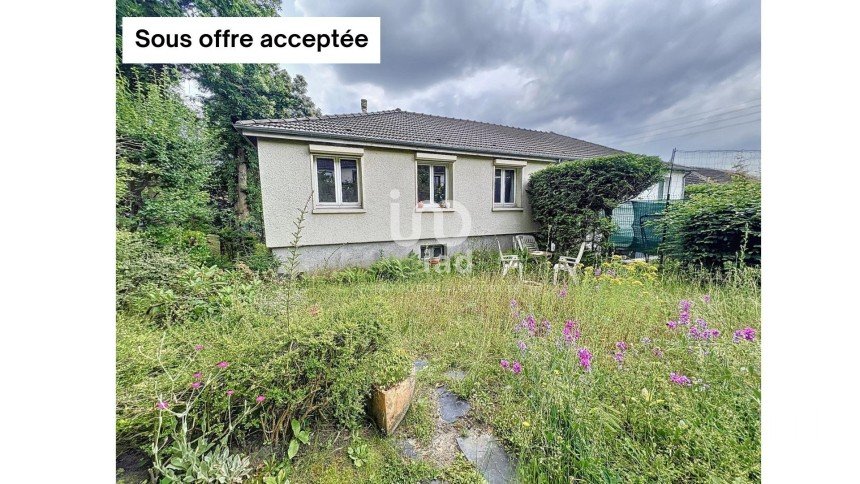 Traditional house 4 rooms of 86 m² in Le Chesnay (78150)