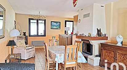 House 5 rooms of 100 m² in Chevigny-Saint-Sauveur (21800)