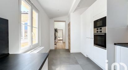 Appartement 4 pièces de 94 m² à Bordeaux (33000)