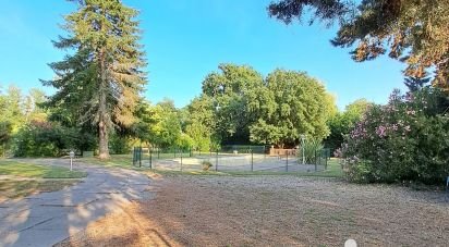 Traditional house 5 rooms of 219 m² in Aussonne (31840)