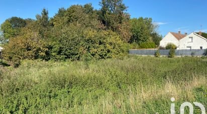 Land of 904 m² in Chartres (28000)