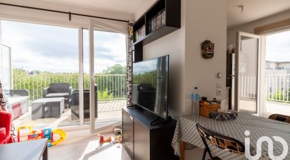 Appartement 4 pièces de 75 m² à Trappes (78190)