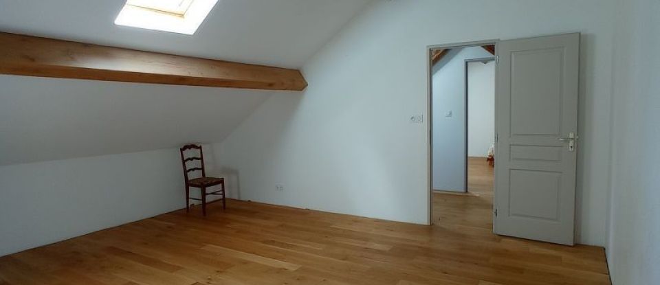 Longère 4 pièces de 92 m² à Mimeure (21230)