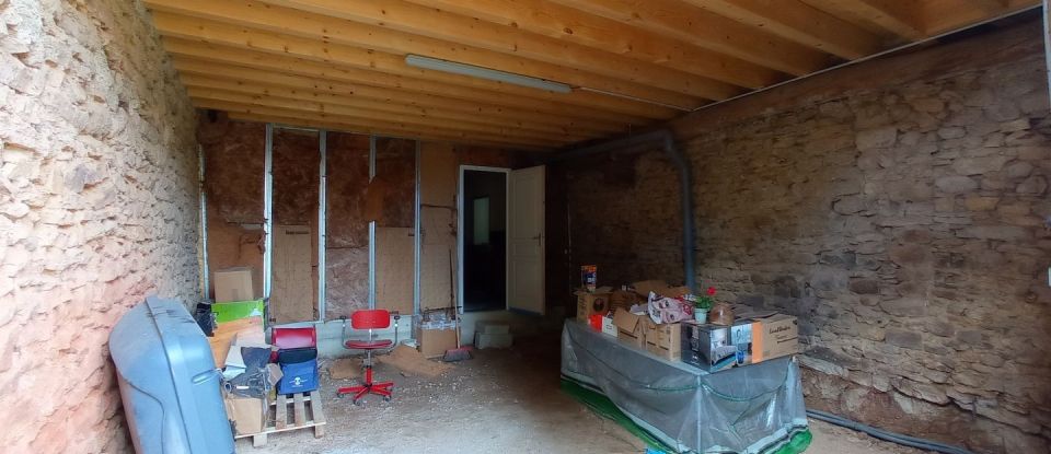 Longère 4 pièces de 92 m² à Mimeure (21230)