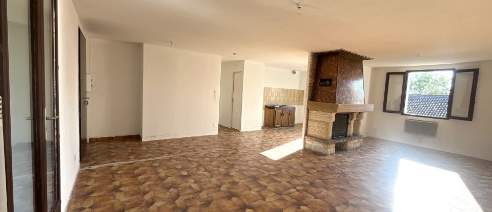 Traditional house 5 rooms of 117 m² in Bonson (42160)