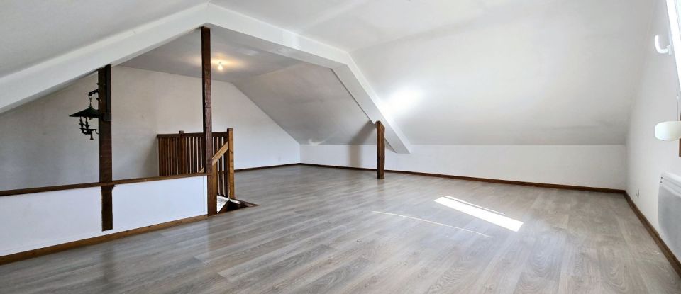 Maison 4 pièces de 82 m² à Bazeilles (08140)