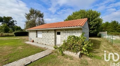 Traditional house 5 rooms of 130 m² in Saint-Yzan-de-Soudiac (33920)