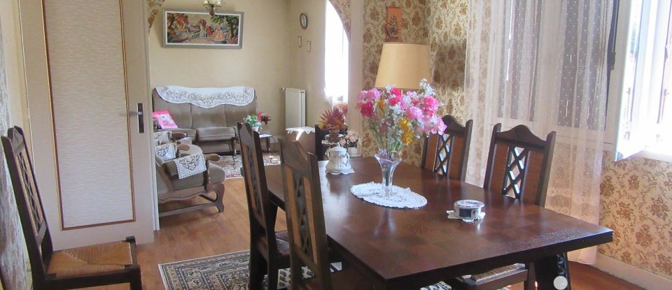 House 5 rooms of 86 m² in Moncoutant (79320)