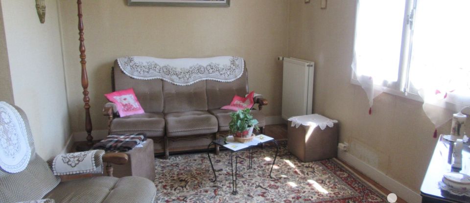 House 5 rooms of 86 m² in Moncoutant (79320)