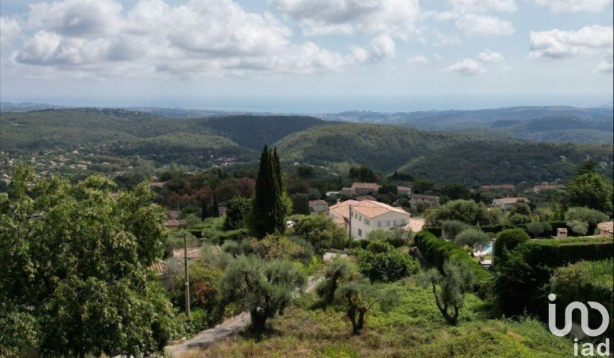 Terrain de 1 302 m² à Tourrettes-sur-Loup (06140)