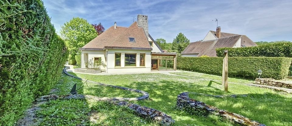 Maison 14 pièces de 281 m² à Saint-Fargeau-Ponthierry (77310)